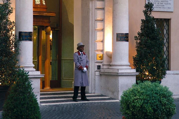Отель Orient Express La Minerva Рим Экстерьер фото